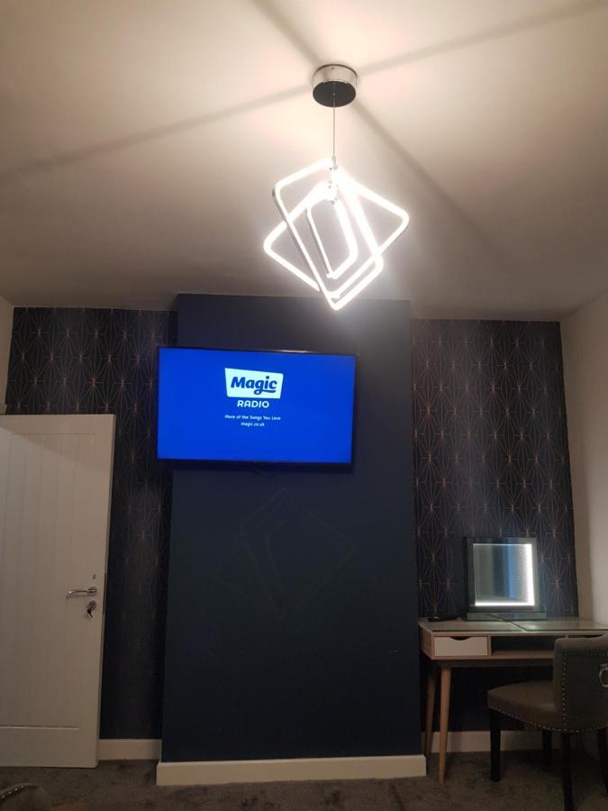 Highfields Living - All Rooms Ensuite- Free Wifi- Free Local Parking Sheffield Esterno foto